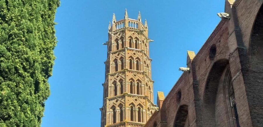 TOULOUSE: WALKING GUIDED TOUR WITH OFFICIAL GUIDE - The Experience from Visitors’ Perspectives