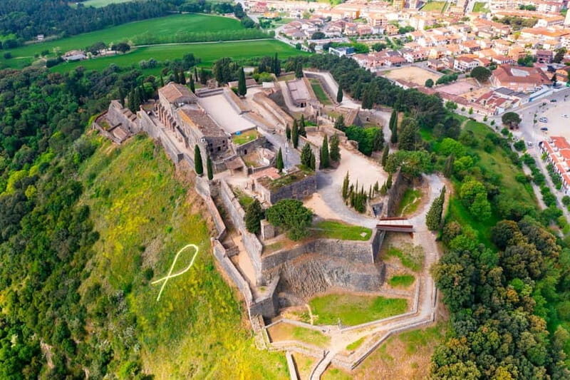 Tour Girona, Castell d'Hostalric & Roca Village - Exploring Girona: The Heart of Catalonia