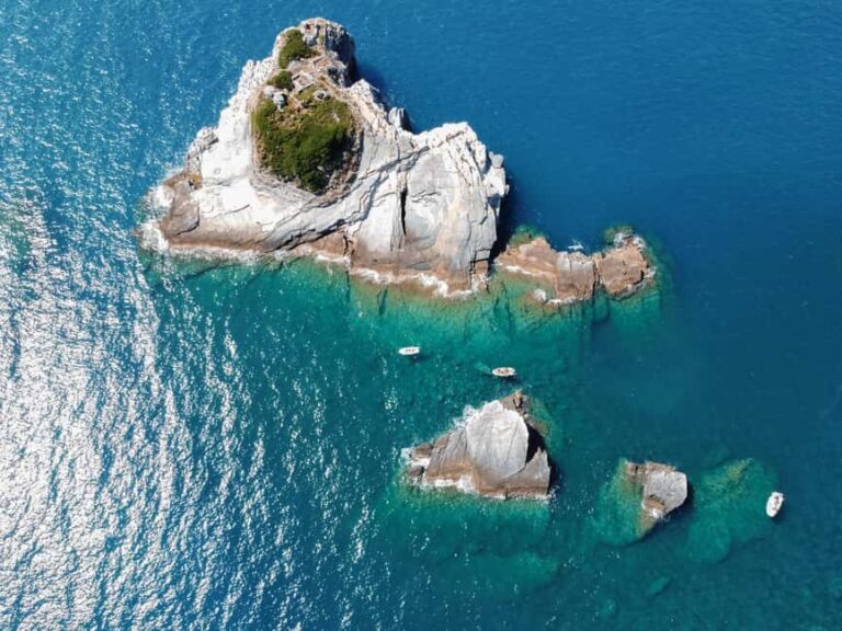 Tour Golfo dei Poeti - shared tour - The Experience and Guides Role