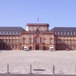 Tour Mannheim with Countess Charlotte: The Elector and the Golden Age - What’s Included and How It Works