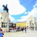 Tour of Lisbon monuments and viewpoints 4 hours - How the Experience Is Structured