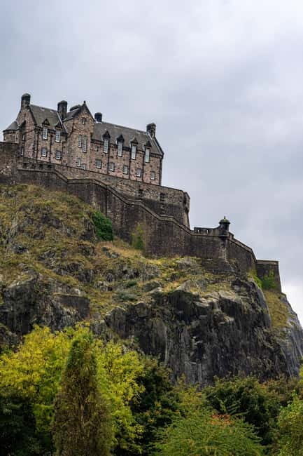 Tour of Outlander In Edinburgh - What to Expect from the Outlander Tour in Edinburgh