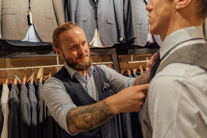 Tour with Fashion & Color Seasonal Analysis Expert - What Makes This Tour Stand Out?