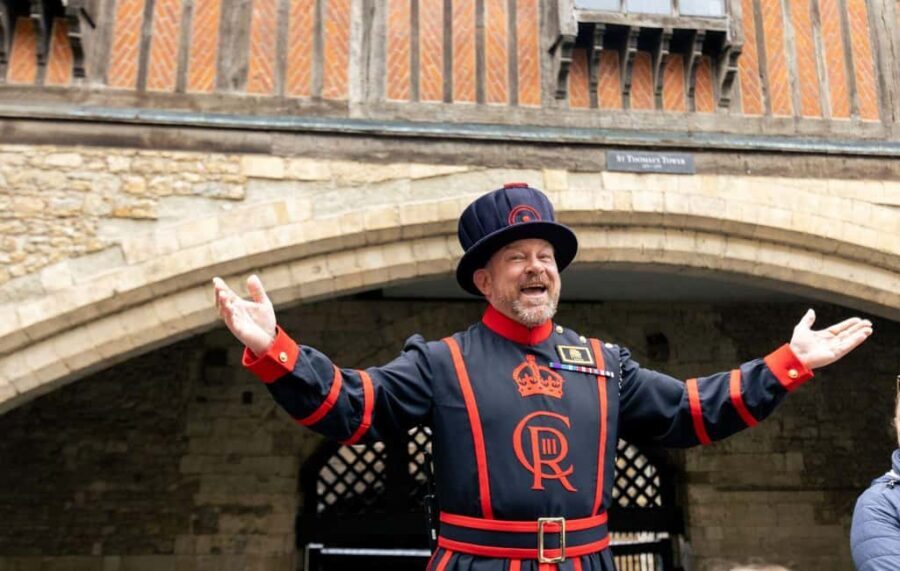 Tower of London: Beefeater Opening Ceremony & Crown Jewels - The Experience in Review