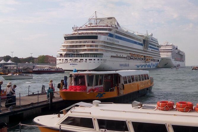 Transfer Celebrity Constellation Ravenna cruise terminal to Marco Polo airport - Who is This Tour Best For?