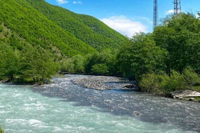 Transfer from airport to Gudauri with 2 stops - Is This Transfer Right for You?