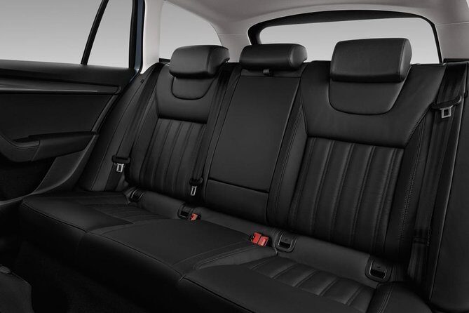 Transfer From Brussels Airport to Charleroi Airport - Who Should Consider This Transfer?