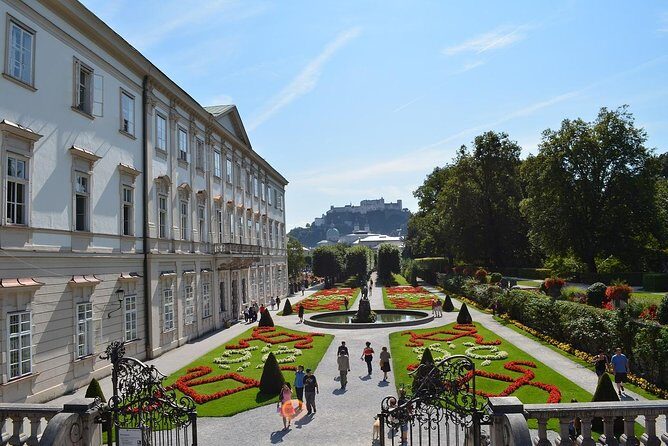 Transfer from Budapest to Salzburg: Private daytrip with 2 hours for sightseeing - Is the Price Worth It?