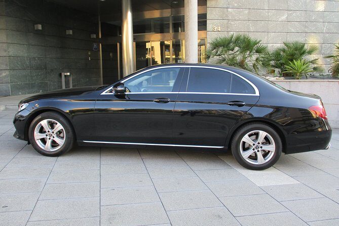 Transfer from Coruna Airport to Ferrol - Vehicles and Comfort