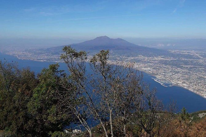 Transfer from Naples to Sorrento - Traveling with Luggage and Flexibility