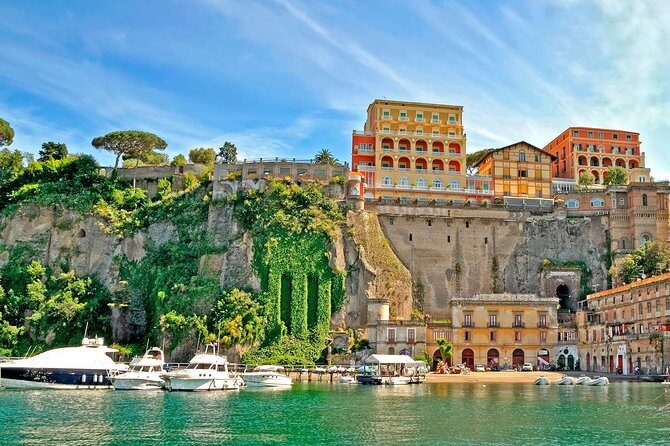 Transfer from Naples to Sorrento or viceversa - Practical Considerations and Tips