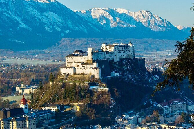 Transfer from Prague to Salzburg with Tour Stop in Cesky Krumlov - A Few Downsides to Keep in Mind