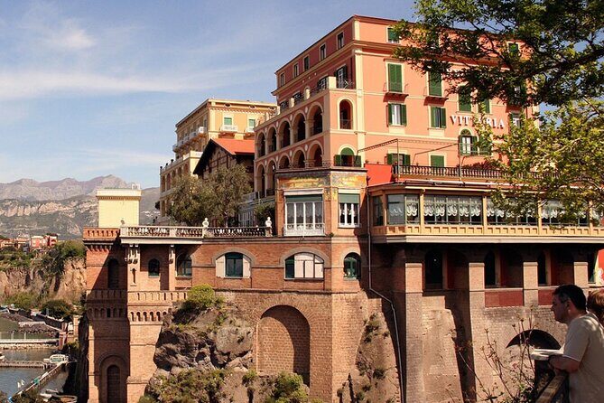 Transfer from Sorrento to Naples or Viceversa - Is This Transfer Right for You?