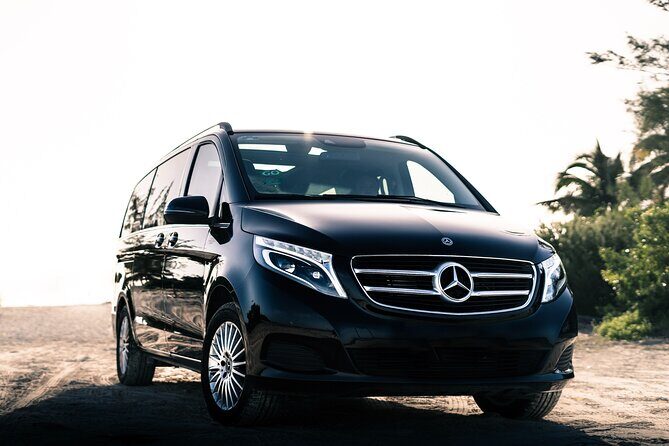 Transfer in Luxury Mercedes Benz Minivan - The Experience in Detail