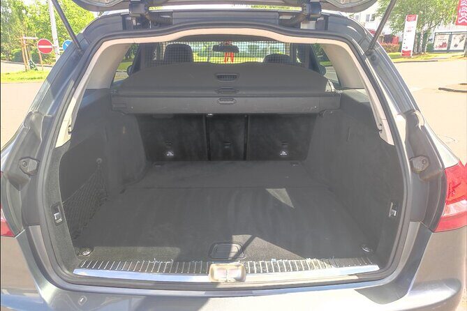 Transfers in Luxembourg (LUX-AIRPORT-LUX-CITY)(10kms Inclued) - The Booking and Cancellation Process