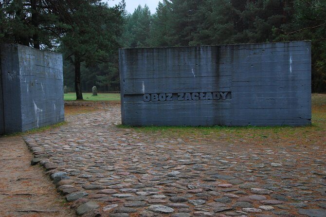 Treblinka - Tykocin - Lopuchowo Tour from Warsaw - The Pros and Cons