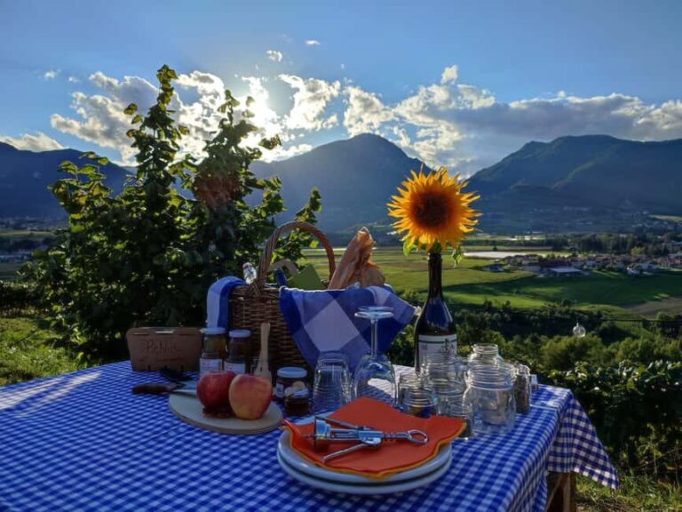 Trentino Agriconda: picnic al tramonto cesto Maserac - What the Reviews Say