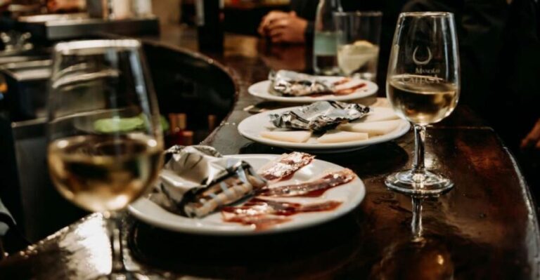 Triana: Authentic Flamenco & Tapas Tour - The Flamenco Show – The Heart of the Tour