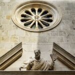 Trogir Old Town Walking Tour - Detailed Breakdown of the Itinerary