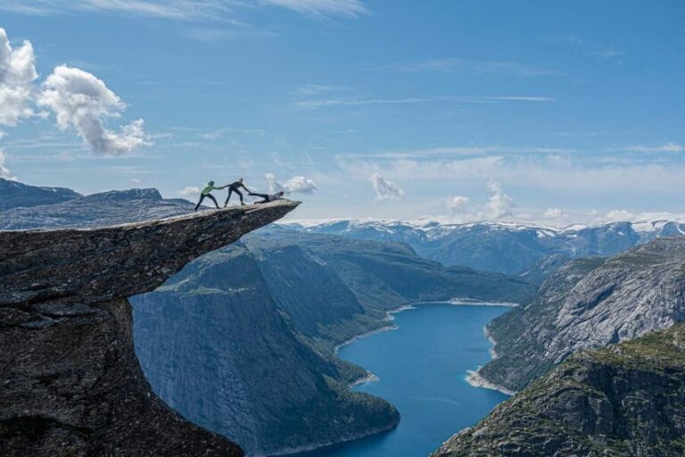 Trolltunga: Trolltunga Summer Hike - The Logistics and What It Means for You