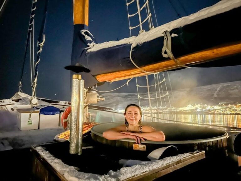 Tromso: Luxury Northern Lights Cruise with Hot Tub & Dinner - Who Will Love This Tour?