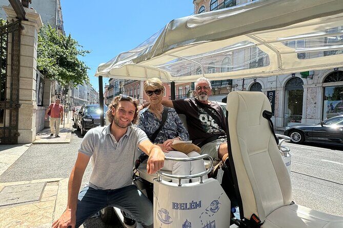Tuk-Tuk Lisbon: Alfama, Viewpoints & Local Flavors - Itinerary Breakdown: What Will You See?