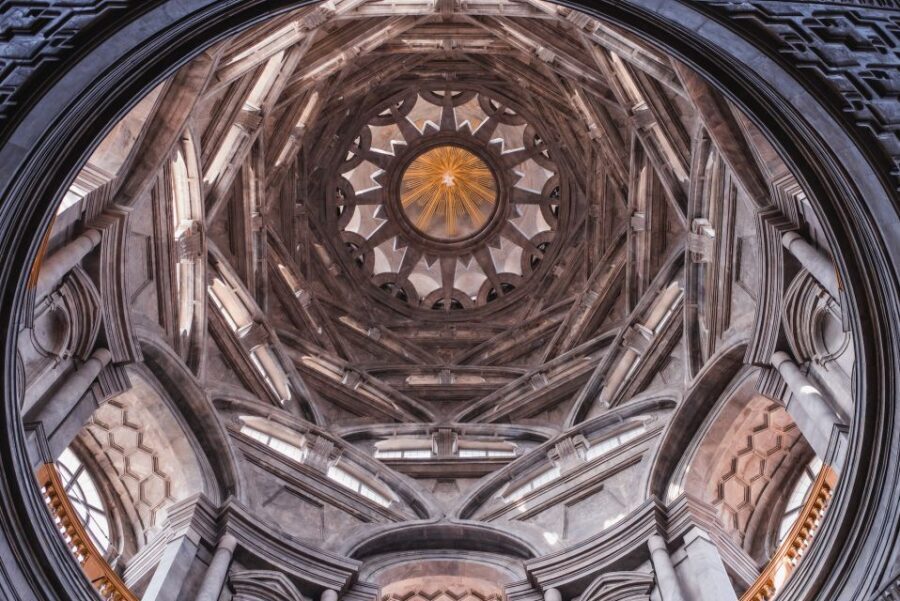 Turin: Savoy Royal Palace Small Group Guided Tour - Who Is This Tour Best For?