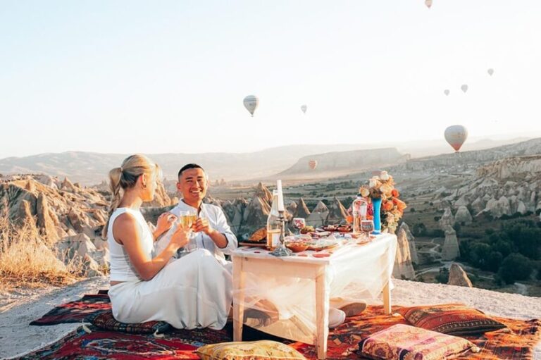 Turkish breakfast under balloons - Is It Worth the Price?
