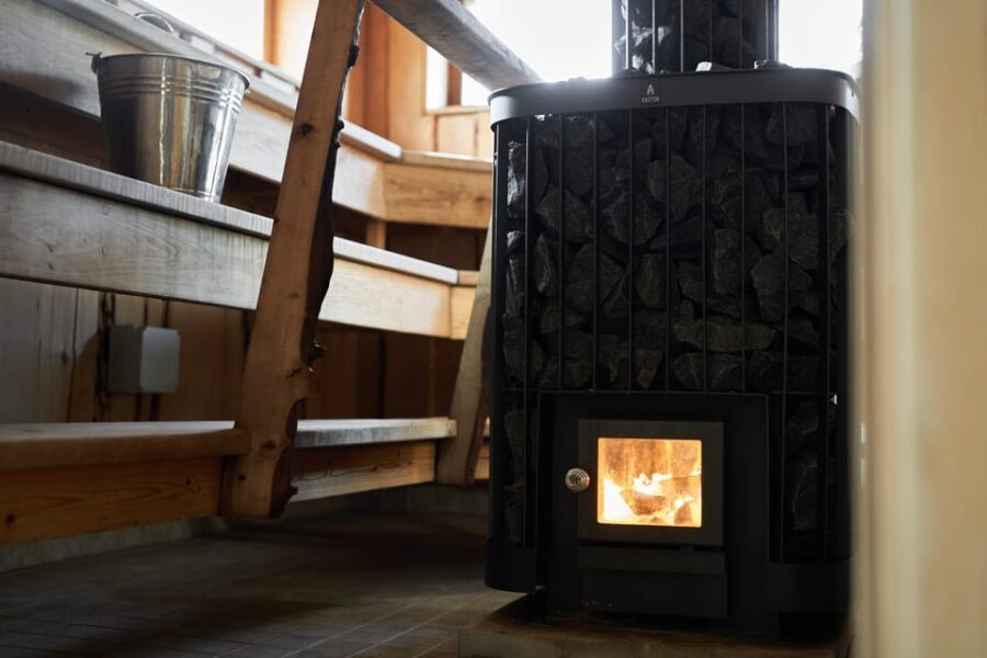 Turku Archipelago: Sauna, ice-swimming and dinner - Considerations and Who It’s Best For