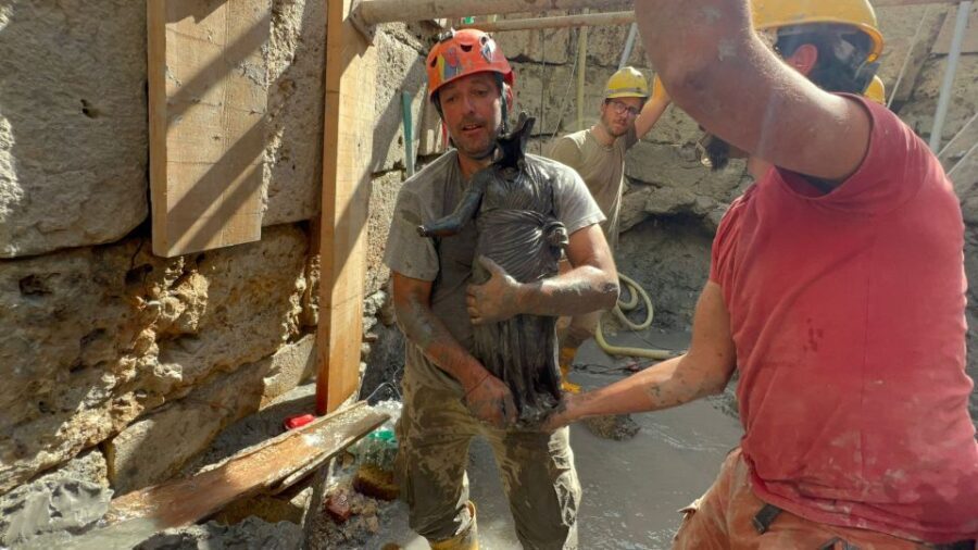 Tuscany: San Casciano dei Bagni Thermal Bath and Museum Tour - Relaxing at Fonteverde Spa