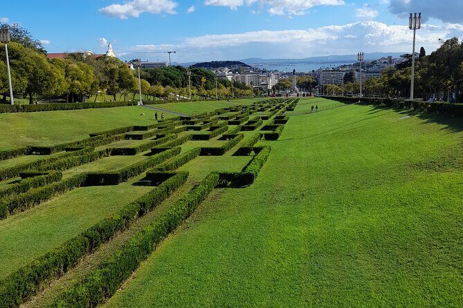Two hour tuk tuk tour 7 hills - Exploring Lisbon with a tuk tuk: what to expect