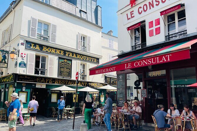 Unique Montmartre photo tour with VOGUE photographer - Authentic Experiences and Real Feedback