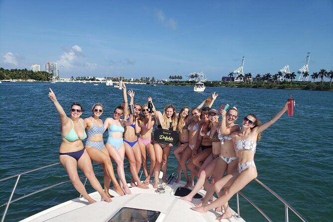Up to 34Pax Bachelorette party boat & Yacht Rent Miami - Who Will Love This Yacht Experience?