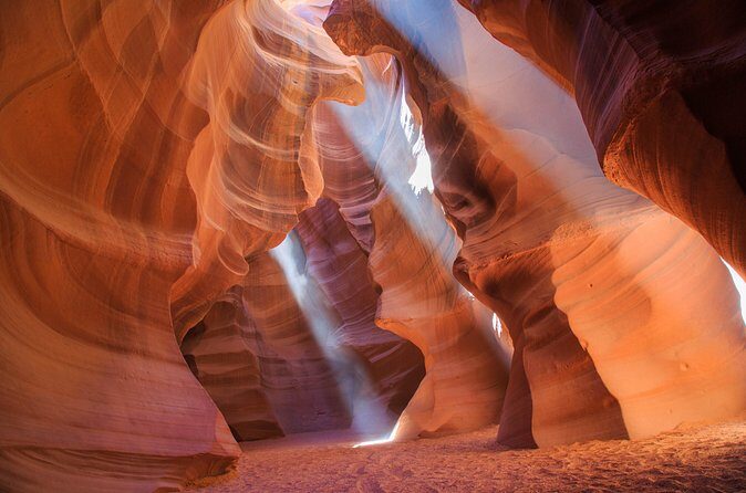 Upper Antelope Canyon & Horseshoe Bend Tour from Las Vegas - What Makes This Tour Stand Out?