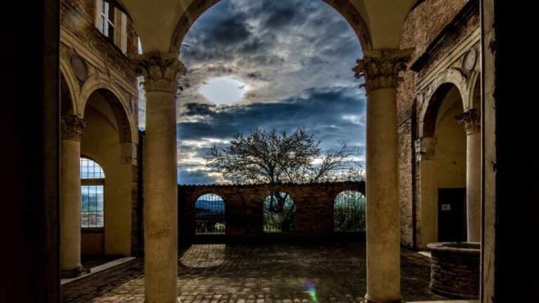 Urbino: 2-Hour Private Walking Tour with certified guide - Final Thoughts