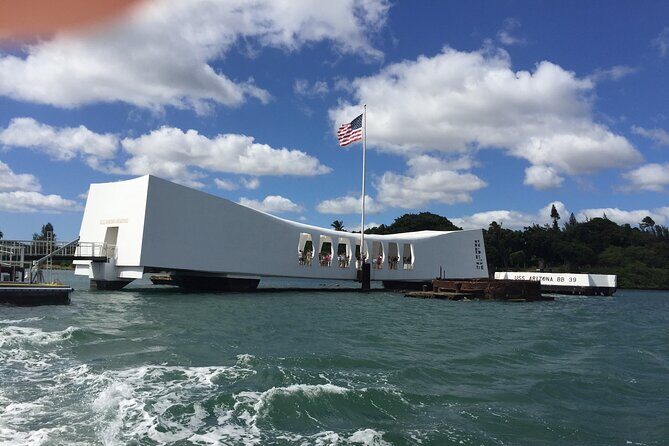 USS Arizona Memorial & The "Mighty MO" #1 Limousine Private Tour - What Its Like Inside the Limousine