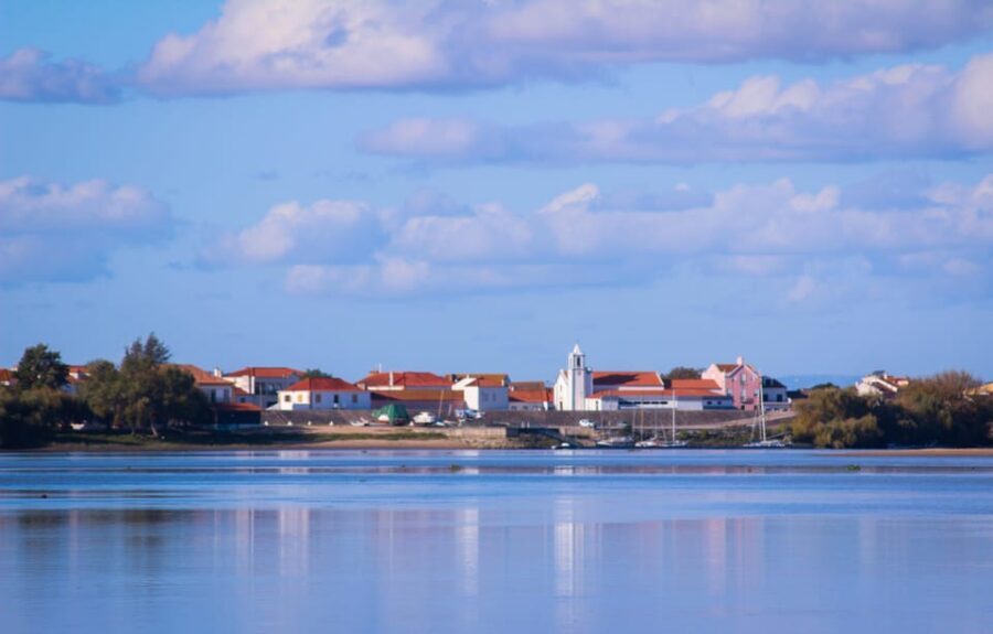 Valada: 1 hour boat trip, guided tour - What to Expect During the Trip