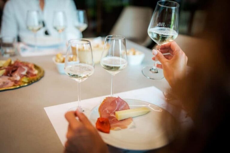 Valdobbiadene: Tour to discover the vineyard in Cartizze and tasting - Deep Dive into the Experience