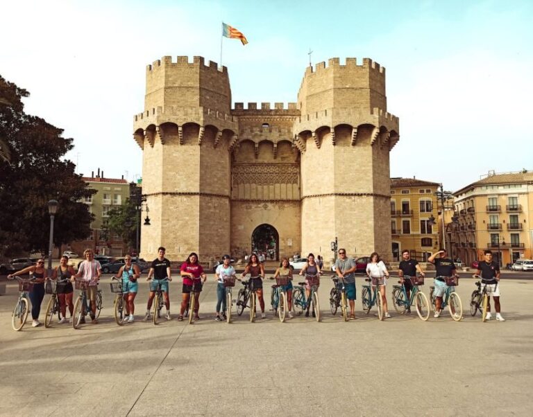 Valencia: 3-Hour Guided City Sightseeing & Beaches Bike Tour - Itinerary Breakdown: What You’ll See
