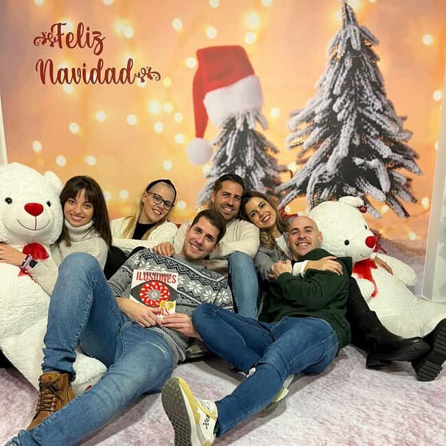 Valencia: An Enchanted Christmas at the Iluziona Museum - Key Points