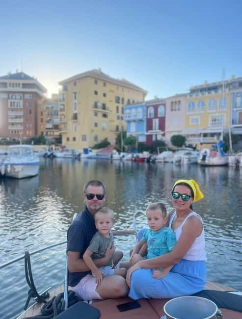 Valencia: Boat rental without license - The Cost and Value