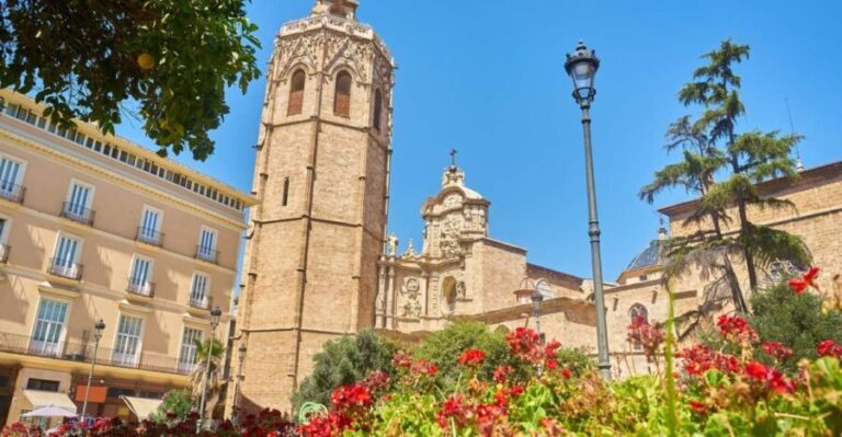 Valencia: Historic Center Audio-Guided Tour with Earphones - The Sum Up