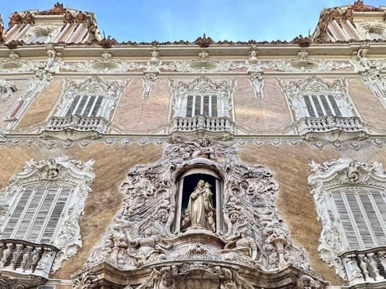 Valencia: Medieval City Guided Walking Tour - Practical Tips and Considerations