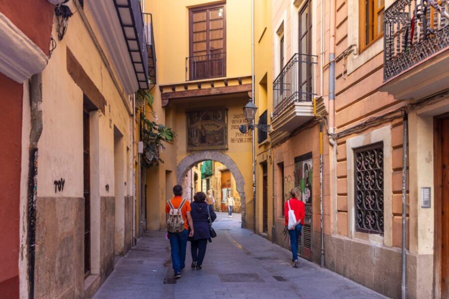 Valencia: Medieval Guided Walking Tour - The Practicalities: What’s Included and What’s Not
