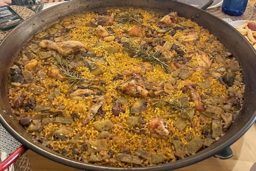 Valencia Old Town flavour walk: tapas & drinks by local - Who Should Consider This Tour?