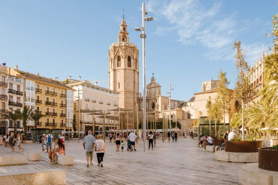 Valencia: Old Town Tour - The Heart of the Old Town: Squares and Cathedral
