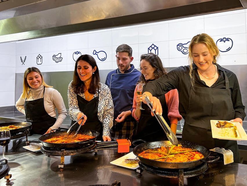 Valencia: Paella Cooking Class with Central Market Tour - The Value for Money