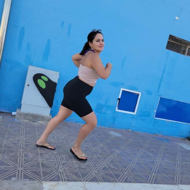 Valencia: Salsa Class by Malvarrosa Beach - The Value of the Experience