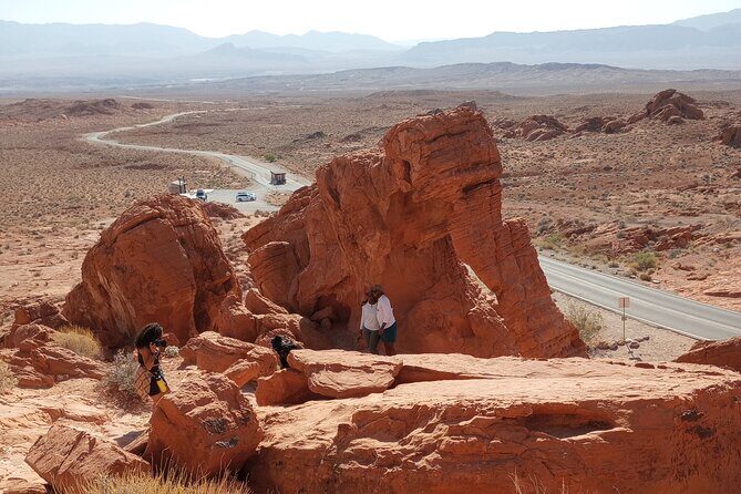 Valley of Fire State Park Tour w/Private Option (2-6 people) - The Itinerary in Detail: What You’ll See and Do