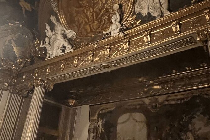 Vasa, Old Town, City Hall, Palace with Entry, Guided Tour - Who Will Benefit Most from This Tour?